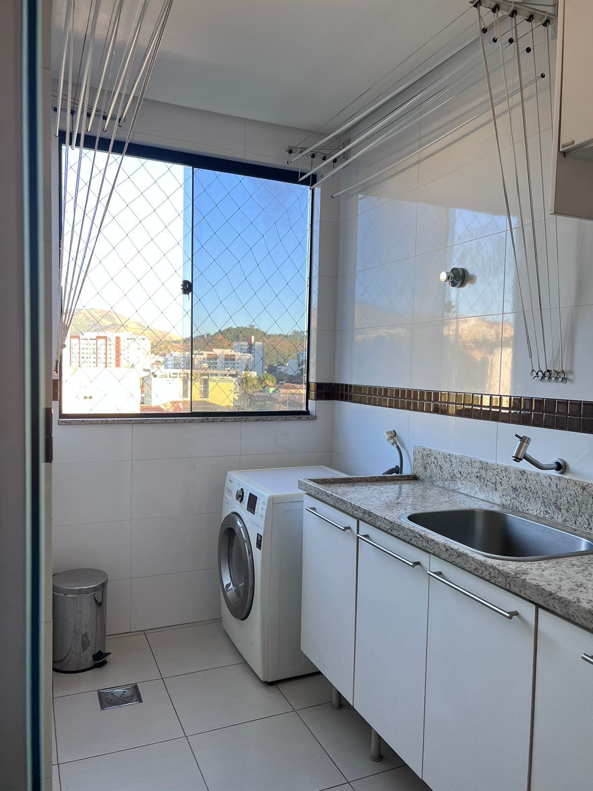 Apartamento à venda com 3 quartos, 105m² - Foto 3