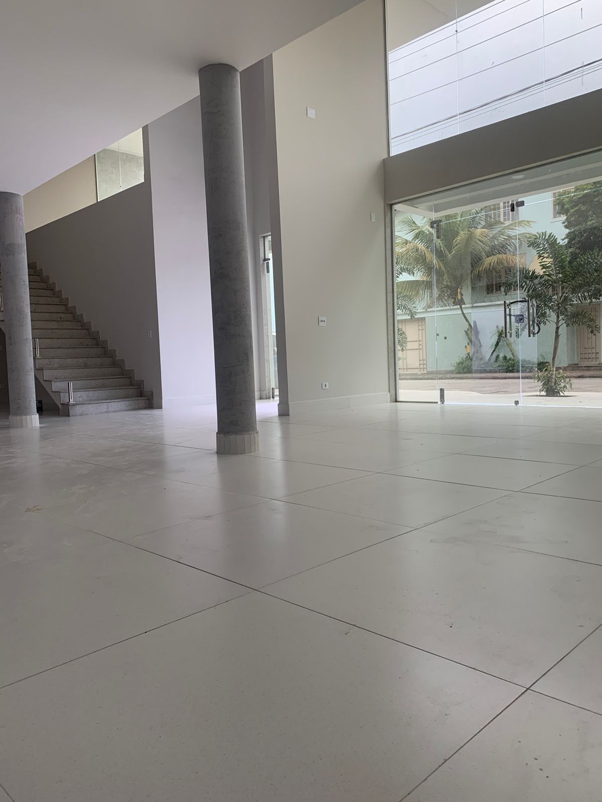 Prédio Inteiro para alugar com 2 quartos, 300m² - Foto 4