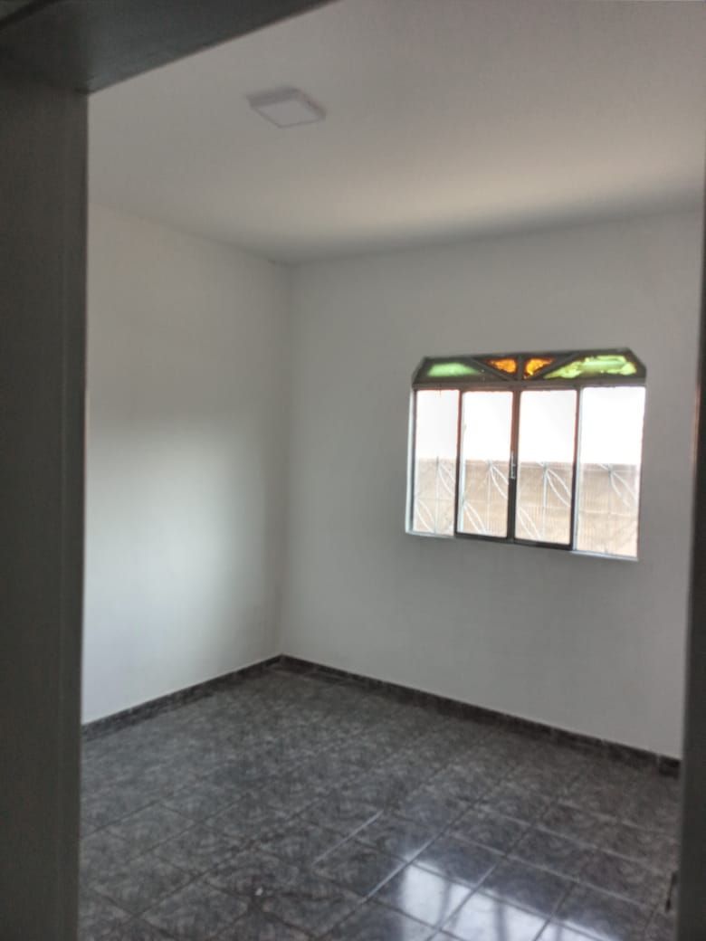 Casa à venda com 2 quartos, 80m² - Foto 13