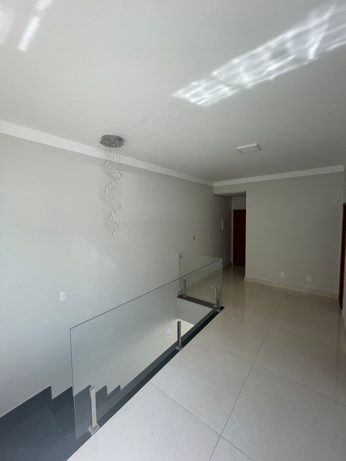 Casa à venda com 3 quartos, 150m² - Foto 2