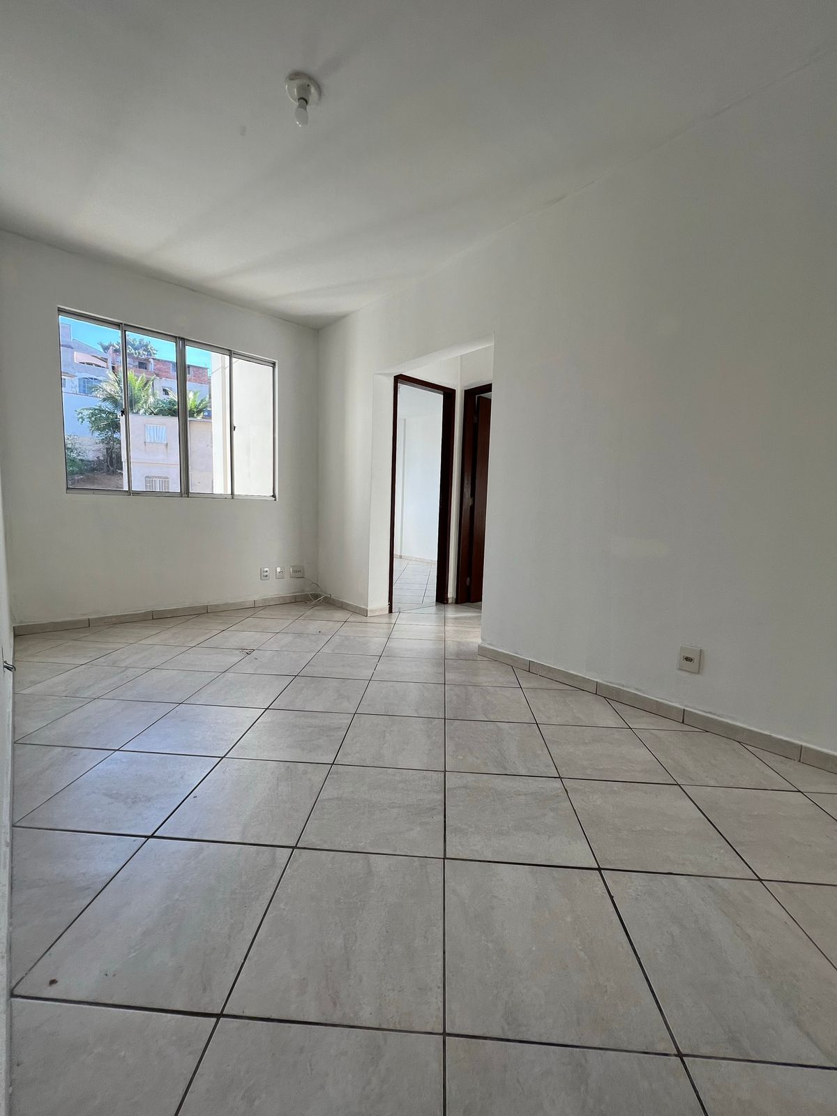 Apartamento à venda com 2 quartos, 60m² - Foto 3