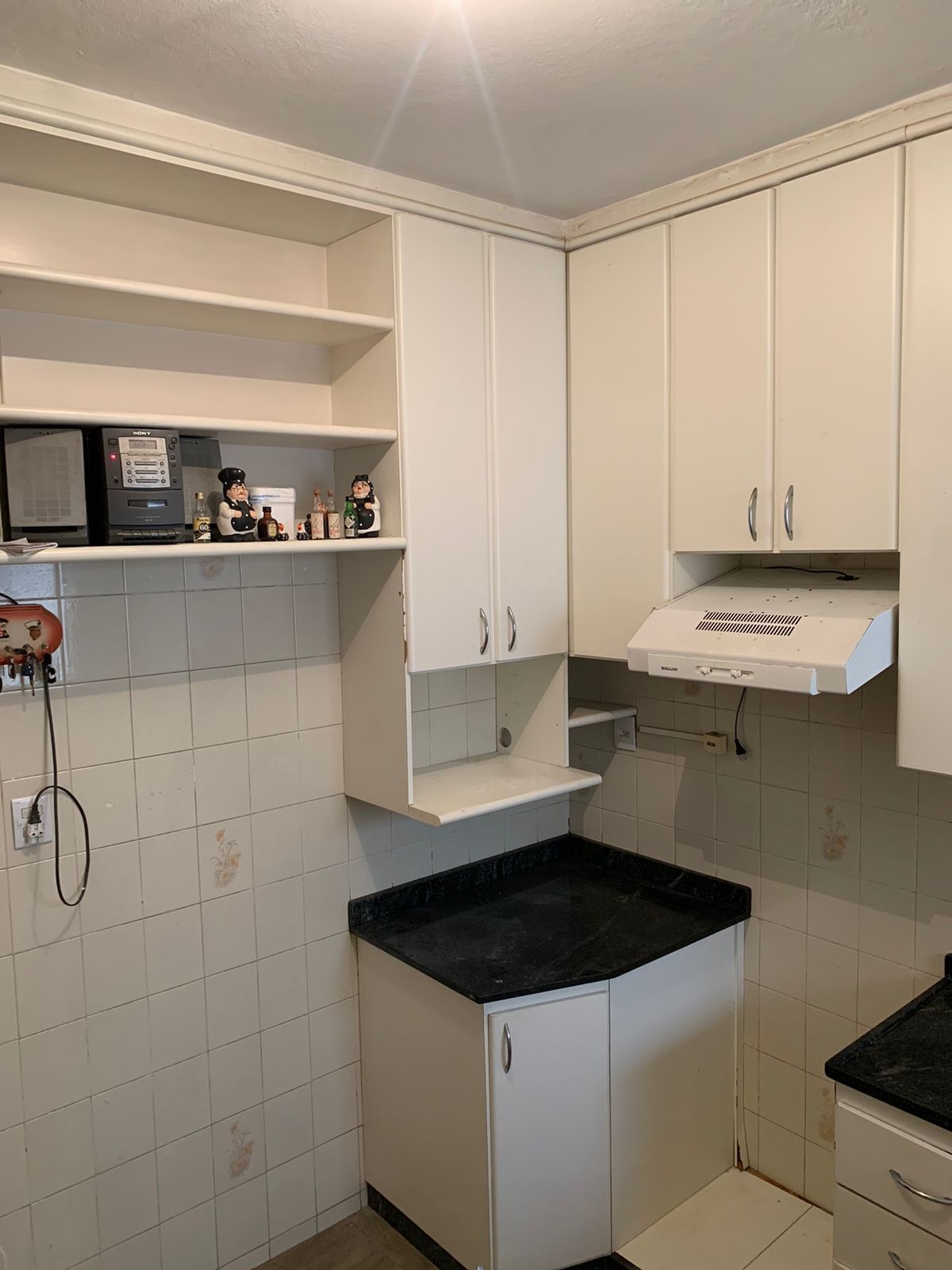 Apartamento à venda com 3 quartos, 76m² - Foto 3