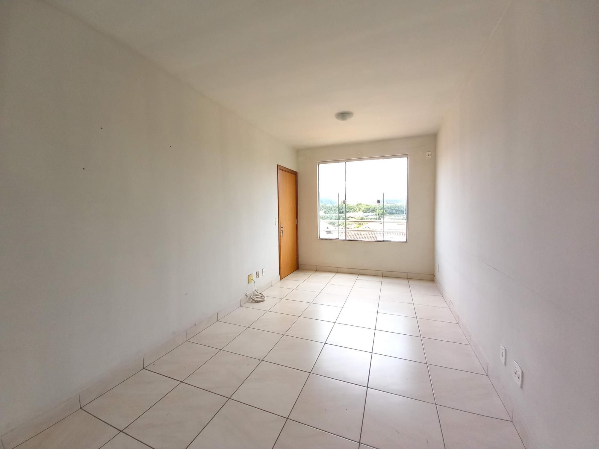 Apartamento à venda com 2 quartos, 58m² - Foto 2