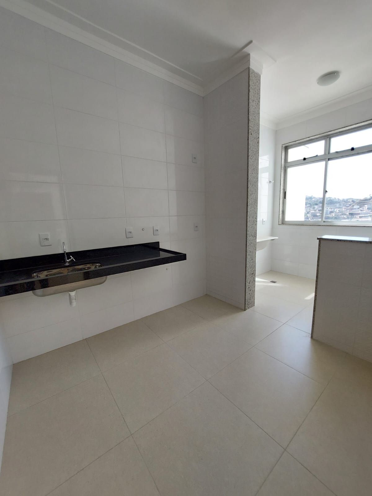 Apartamento à venda com 3 quartos, 85m² - Foto 4