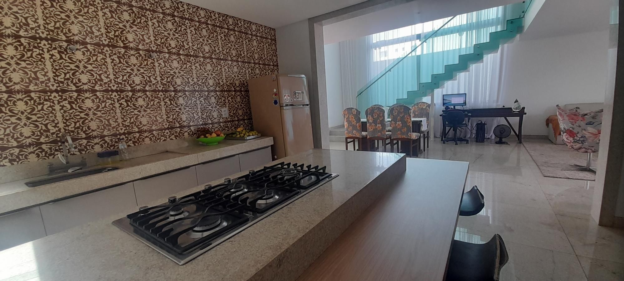 Casa à venda com 3 quartos, 370m² - Foto 6