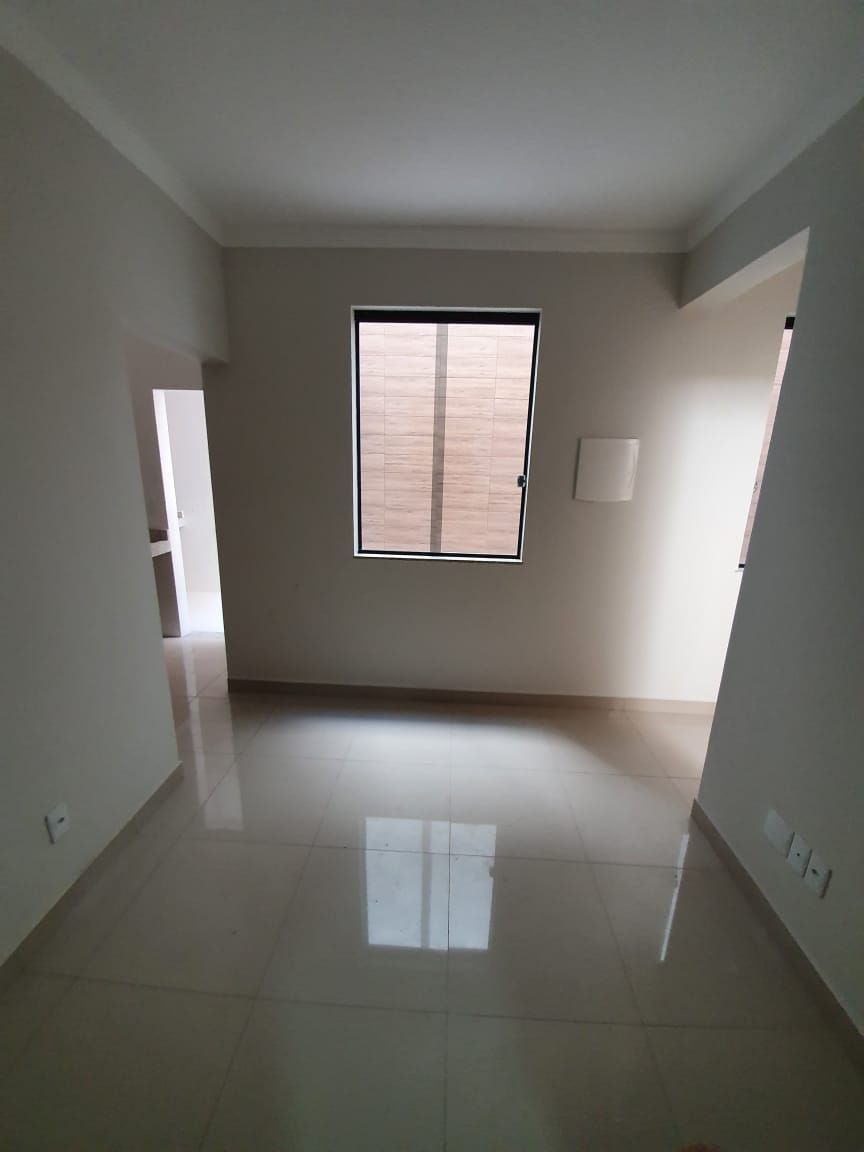 Apartamento à venda com 2 quartos, 80m² - Foto 5