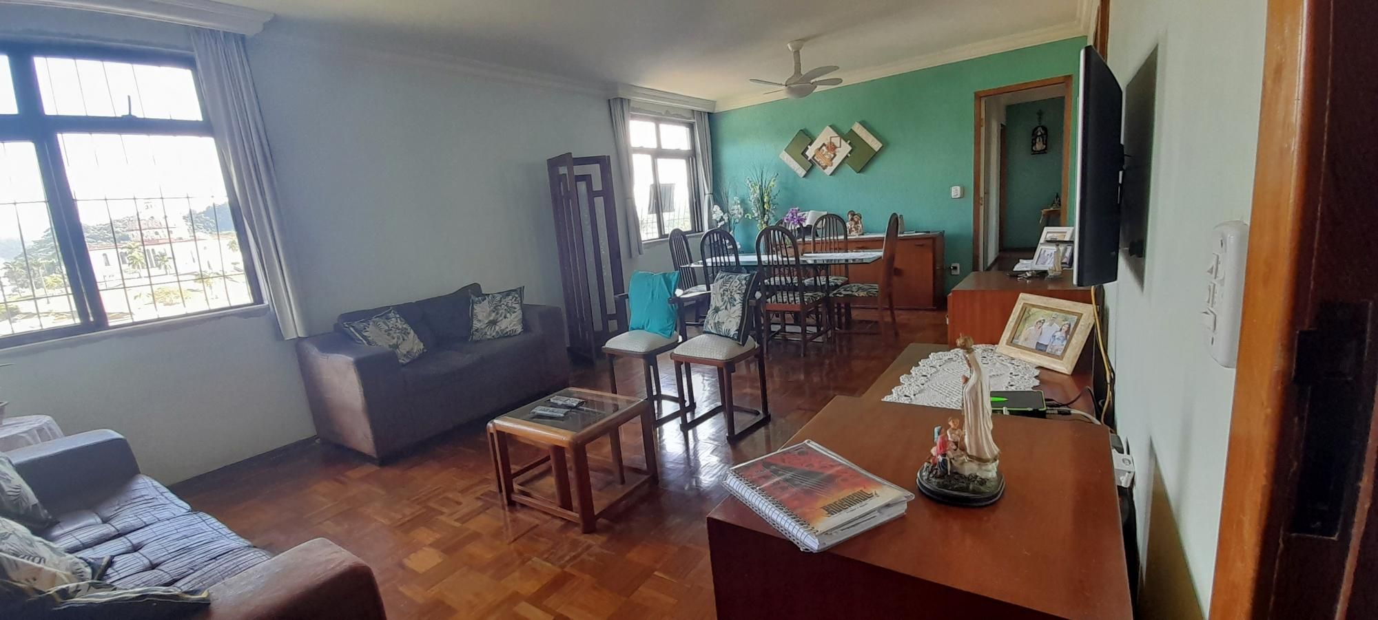 Apartamento à venda com 4 quartos, 147m² - Foto 2