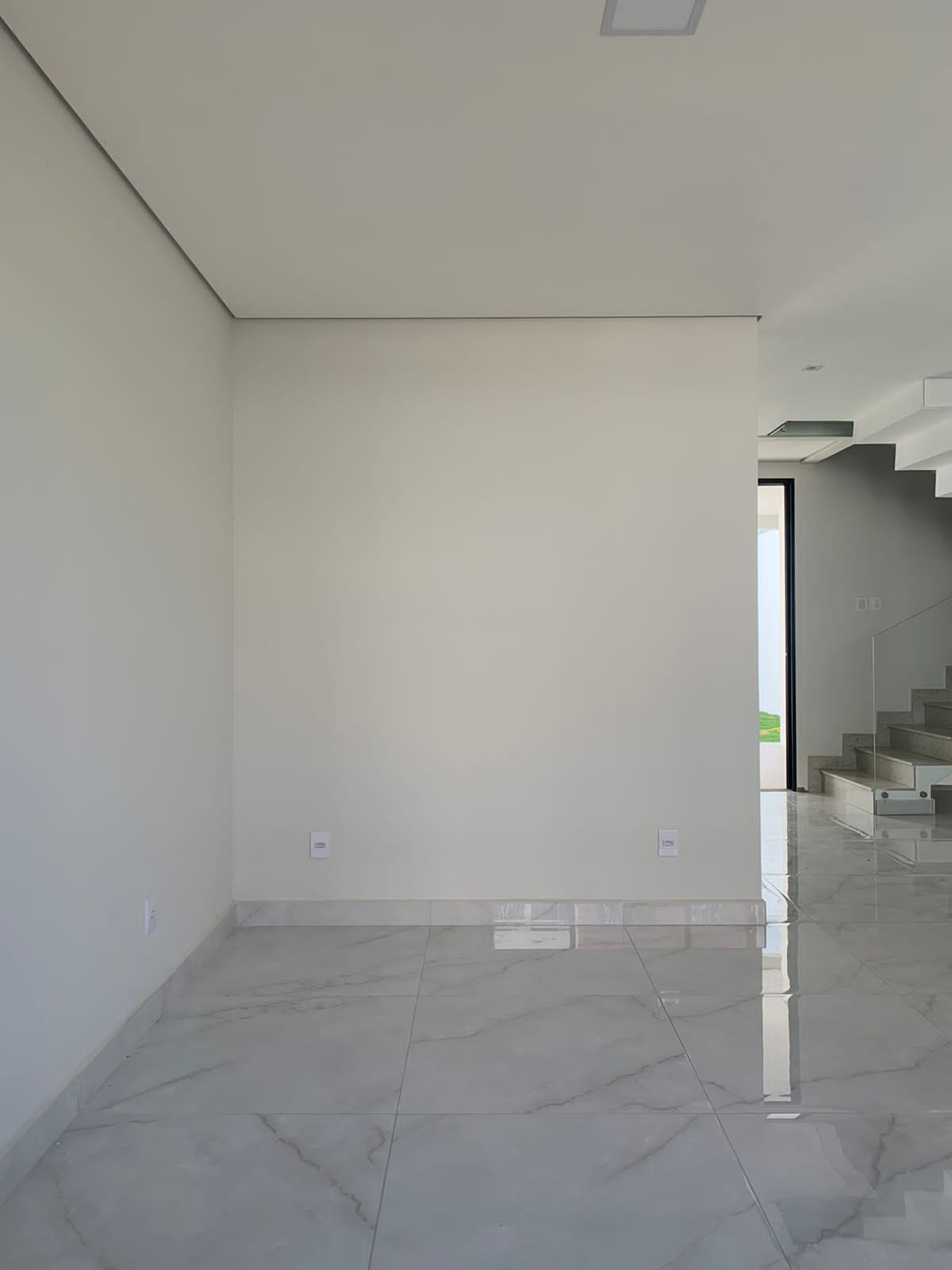 Casa à venda com 3 quartos, 274m² - Foto 4