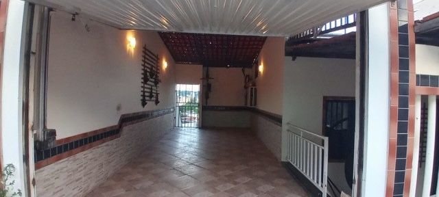 Casa à venda com 3 quartos, 208m² - Foto 3