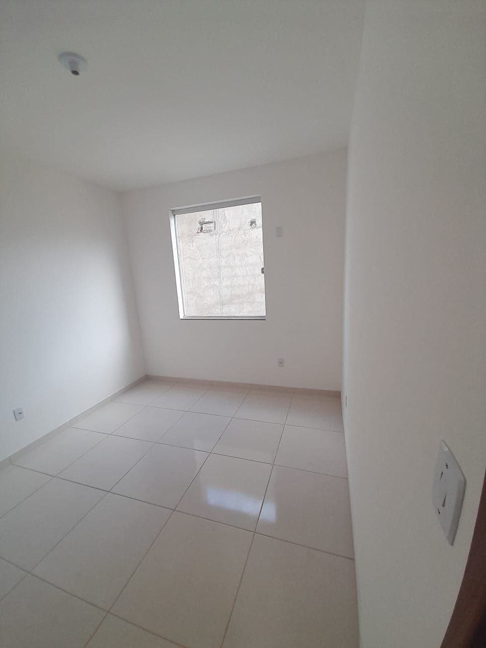 Apartamento à venda com 2 quartos, 70m² - Foto 2