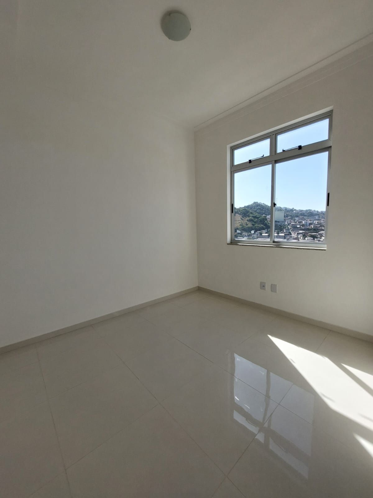 Apartamento à venda com 3 quartos, 85m² - Foto 8