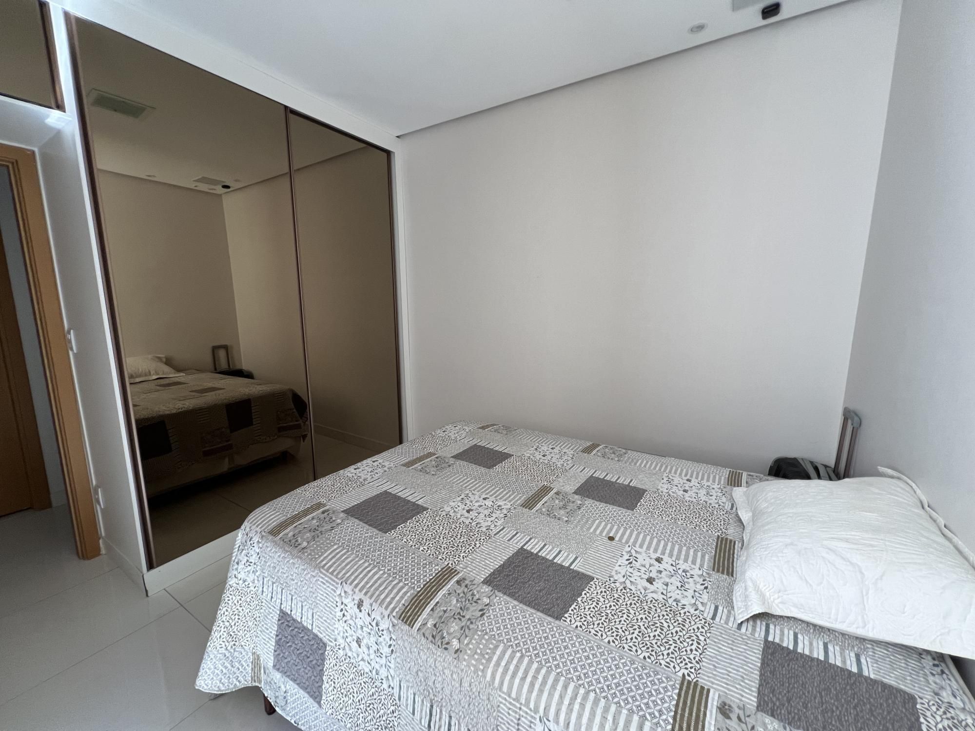 Apartamento para alugar com 2 quartos, 95m² - Foto 14