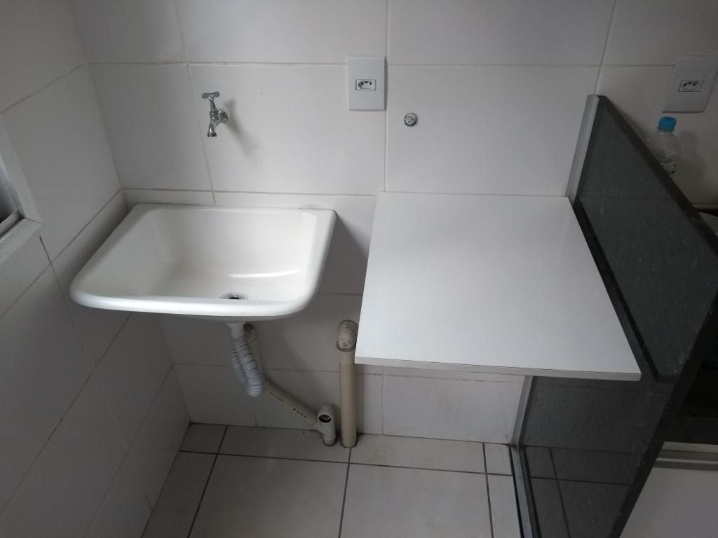 Apartamento à venda com 2 quartos, 42m² - Foto 3