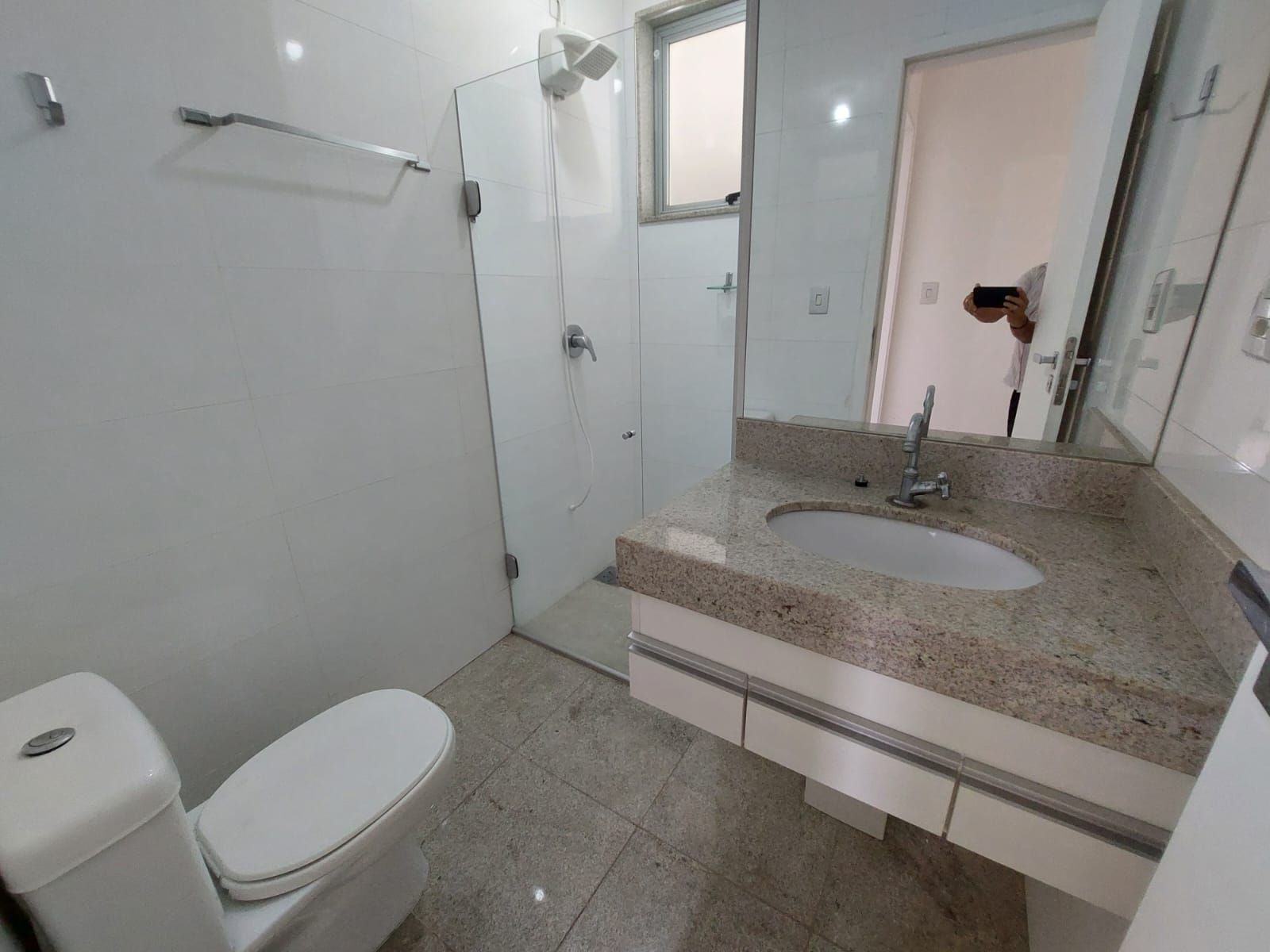 Apartamento à venda com 3 quartos, 100m² - Foto 8