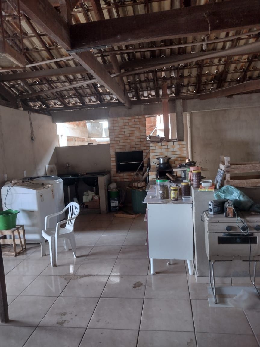 Casa à venda com 4 quartos, 125m² - Foto 11