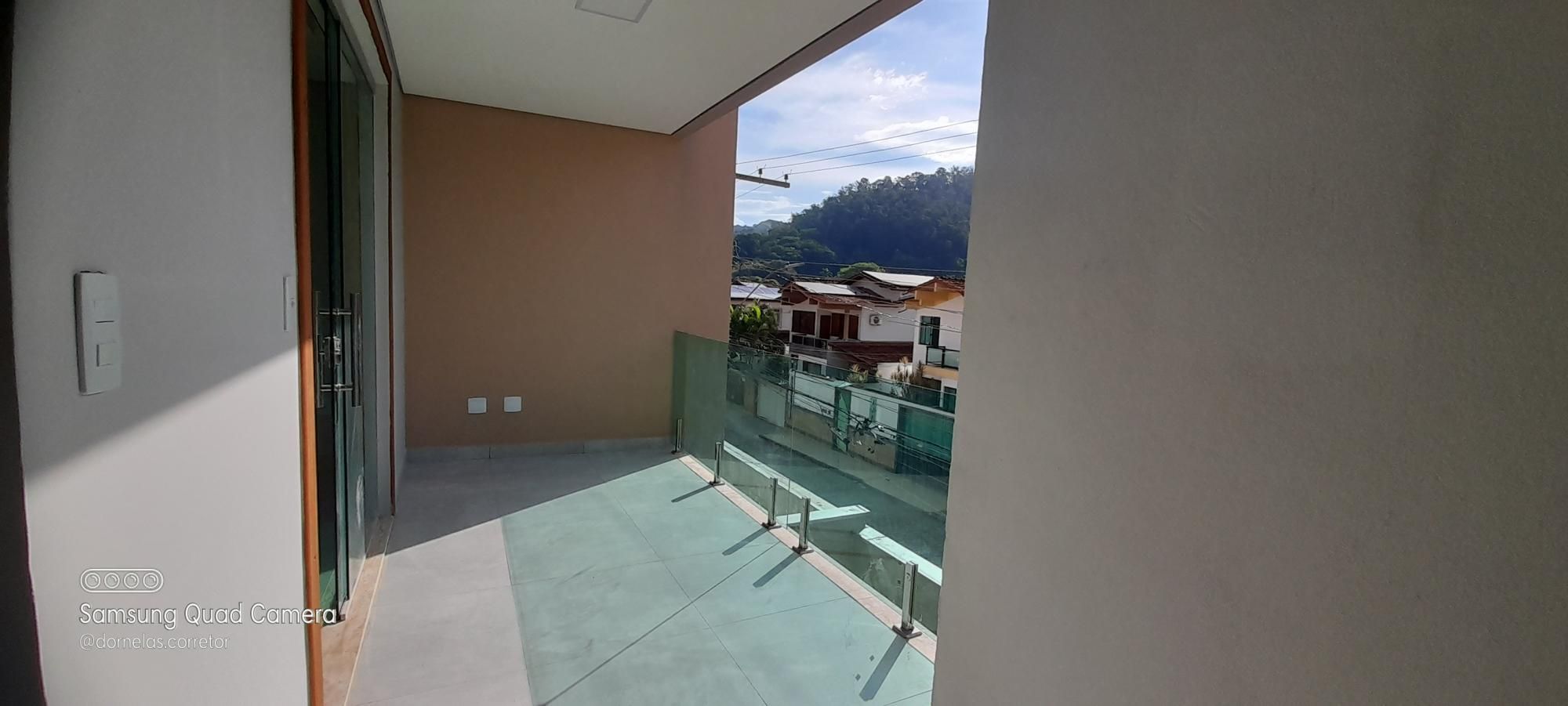 Casa à venda com 3 quartos, 140m² - Foto 3