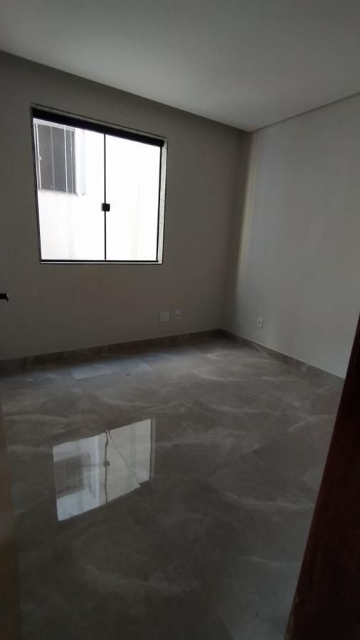 Apartamento à venda com 3 quartos, 95m² - Foto 4