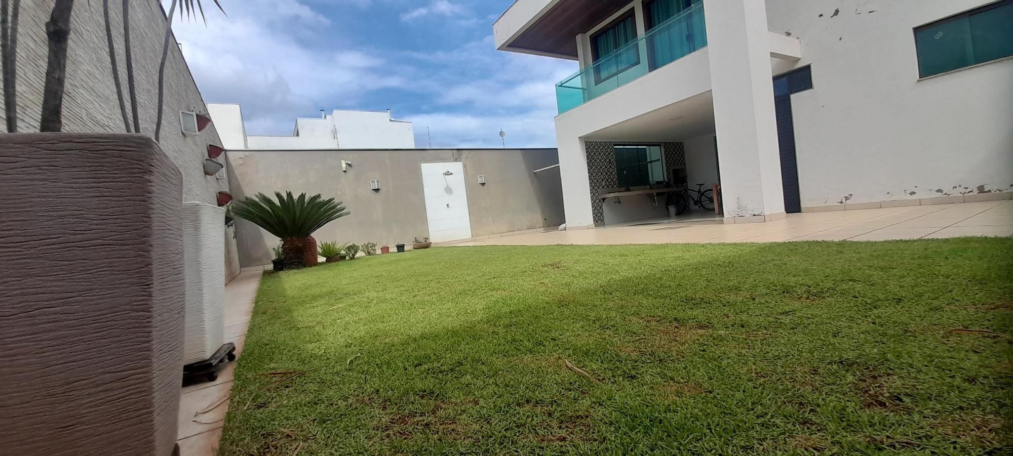 Casa à venda com 3 quartos, 370m² - Foto 11