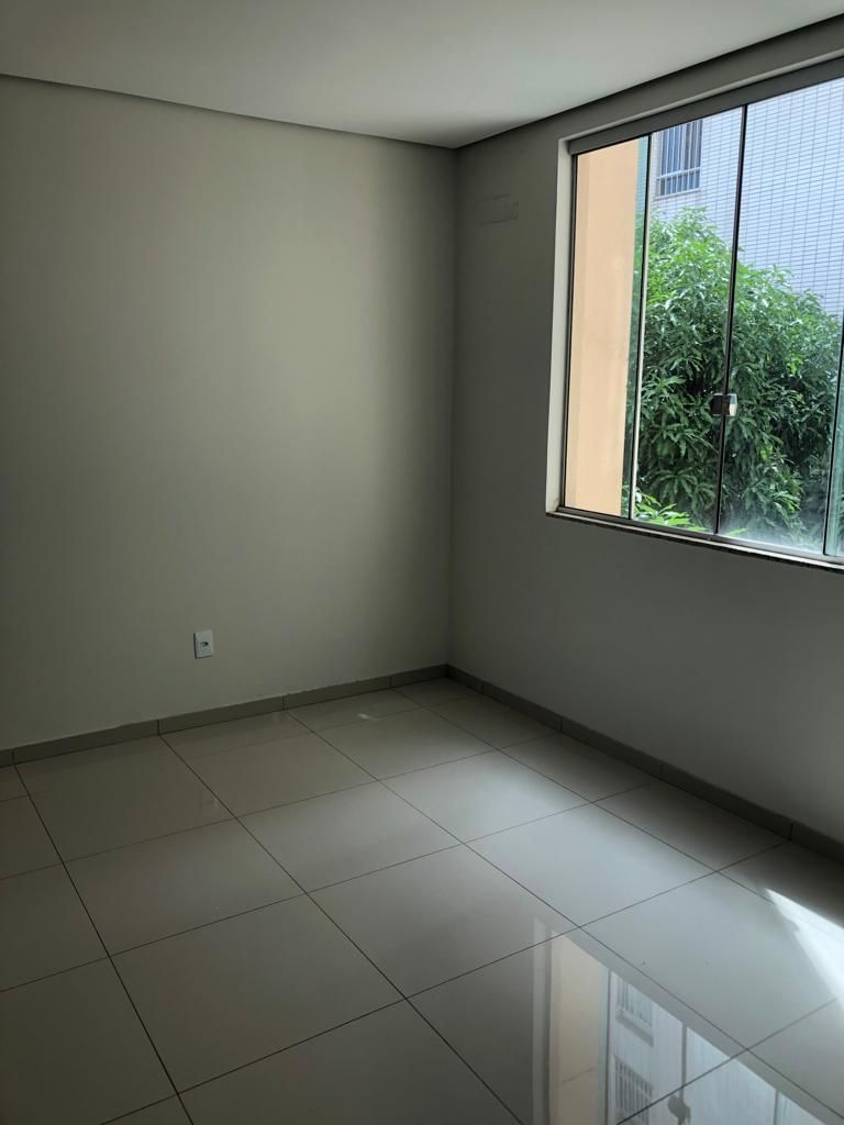 Apartamento à venda com 3 quartos, 80m² - Foto 11