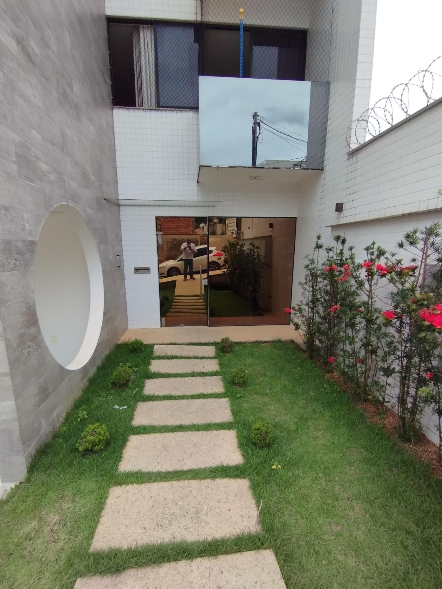 Cobertura à venda com 4 quartos, 200m² - Foto 1