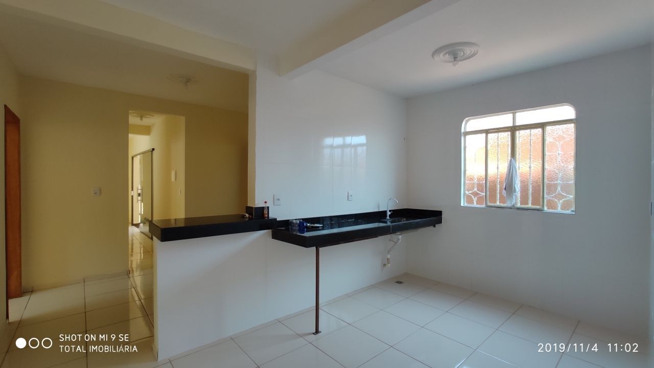 Casa à venda com 3 quartos, 120m² - Foto 4