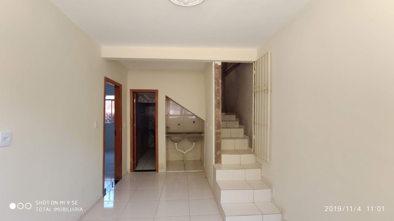 Casa à venda com 3 quartos, 120m² - Foto 8