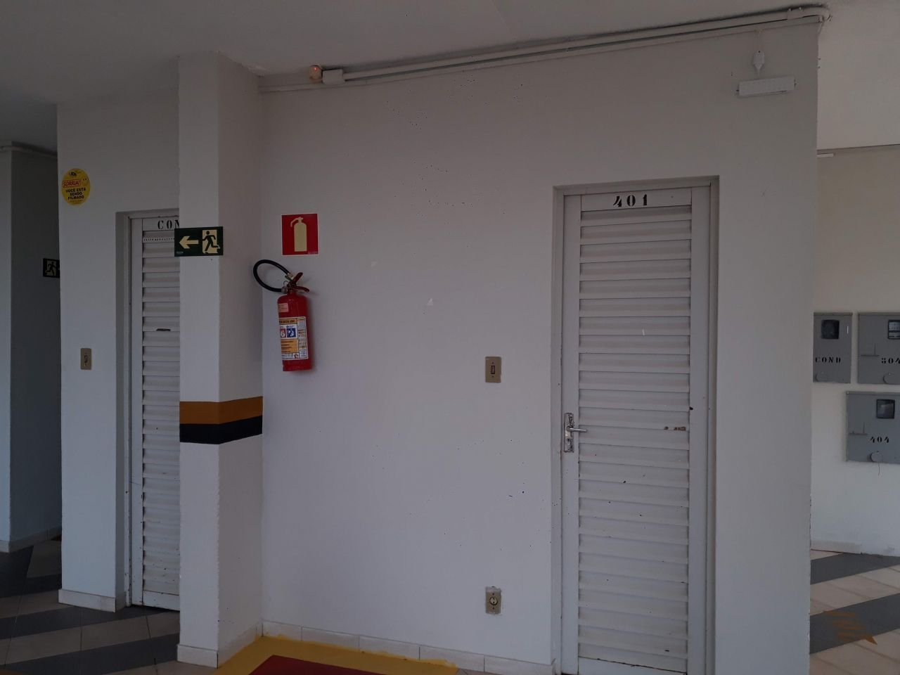 Apartamento à venda com 3 quartos, 100m² - Foto 4