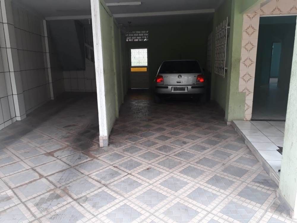 Casa à venda com 4 quartos, 250m² - Foto 2