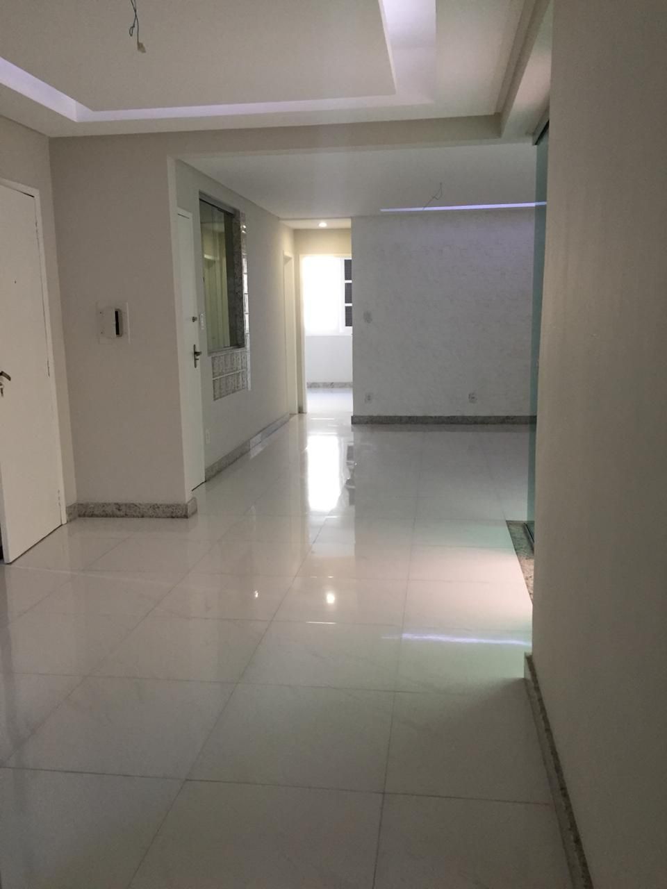 Apartamento à venda com 3 quartos, 100m² - Foto 3