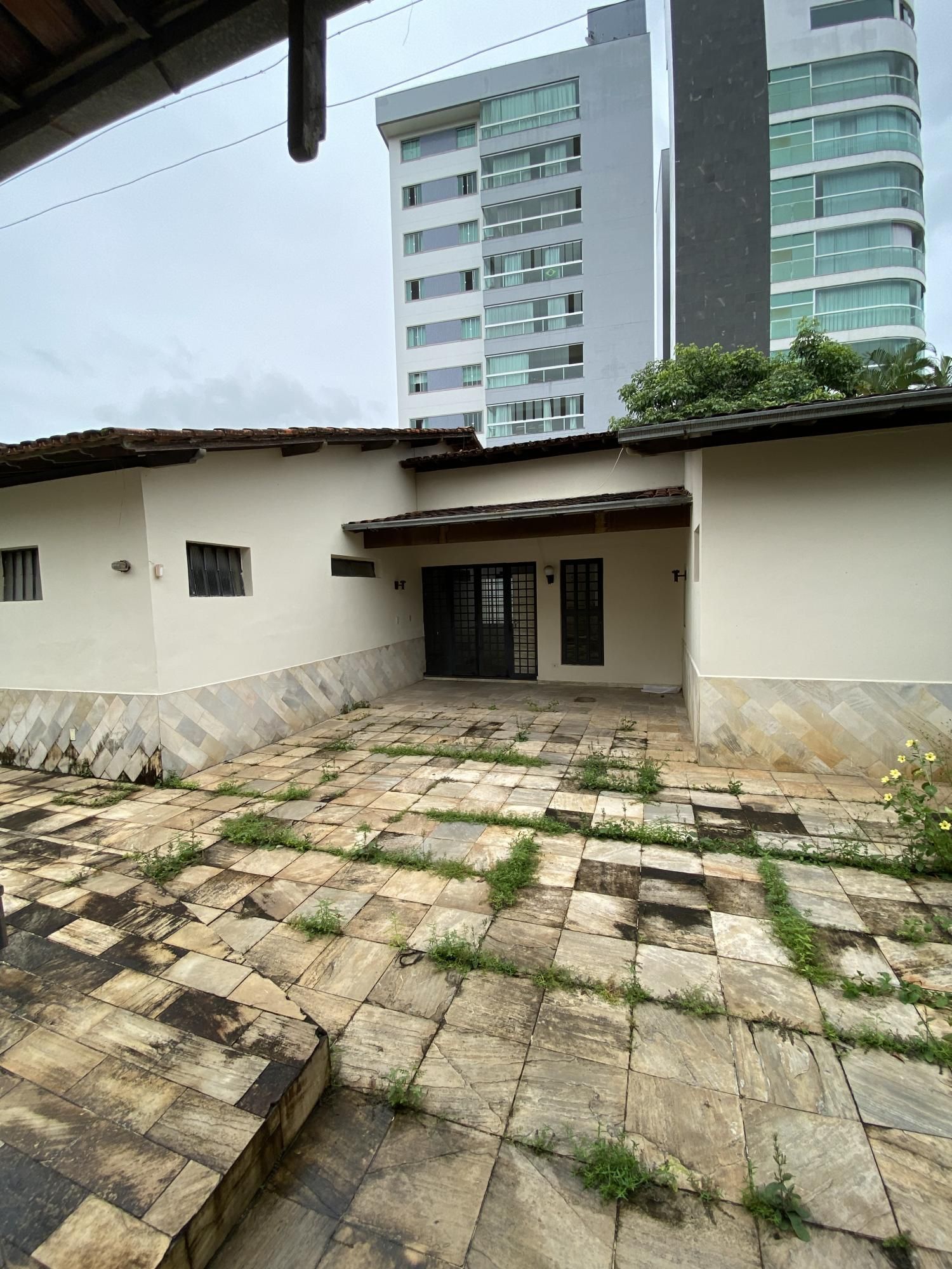 Casa à venda com 4 quartos, 250m² - Foto 12