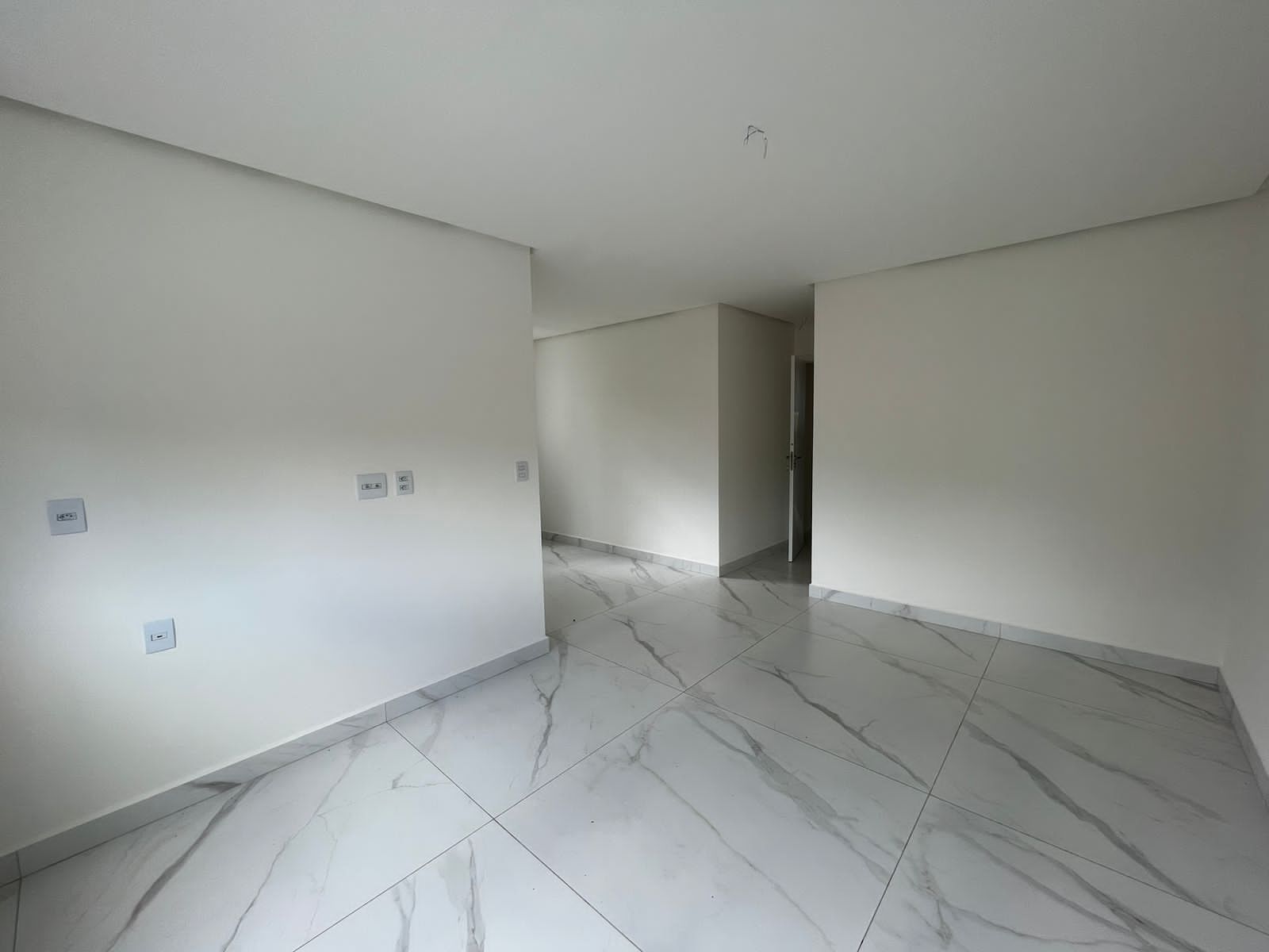 Apartamento à venda com 3 quartos, 181m² - Foto 10