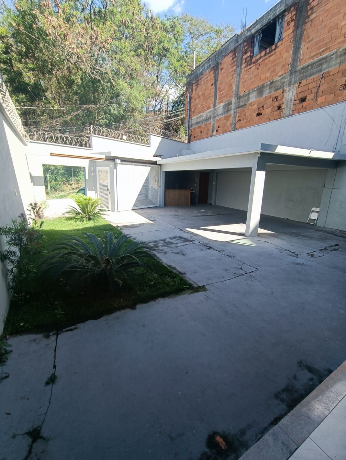 Casa à venda com 3 quartos, 232m² - Foto 3