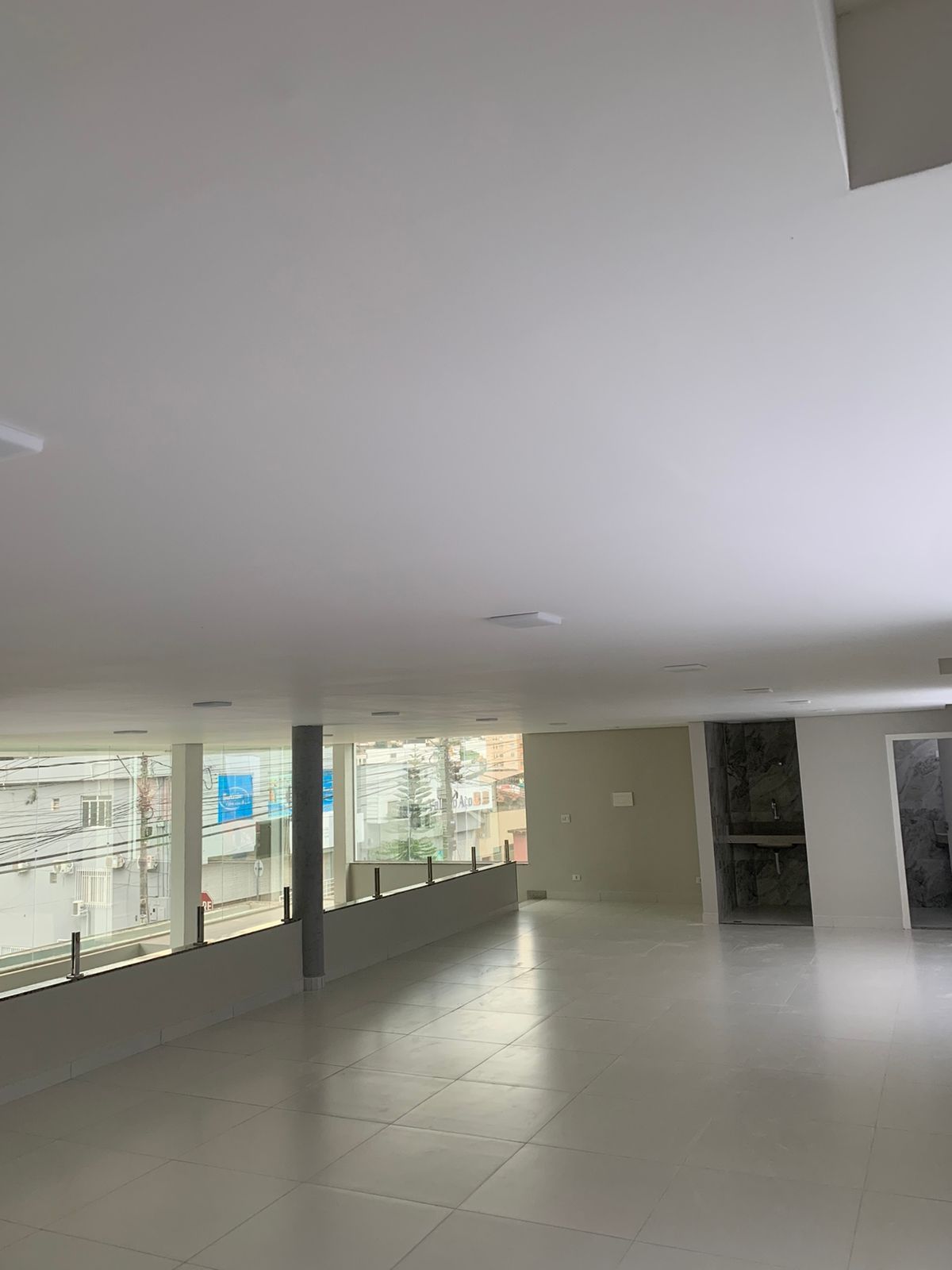 Prédio Inteiro para alugar com 2 quartos, 300m² - Foto 6