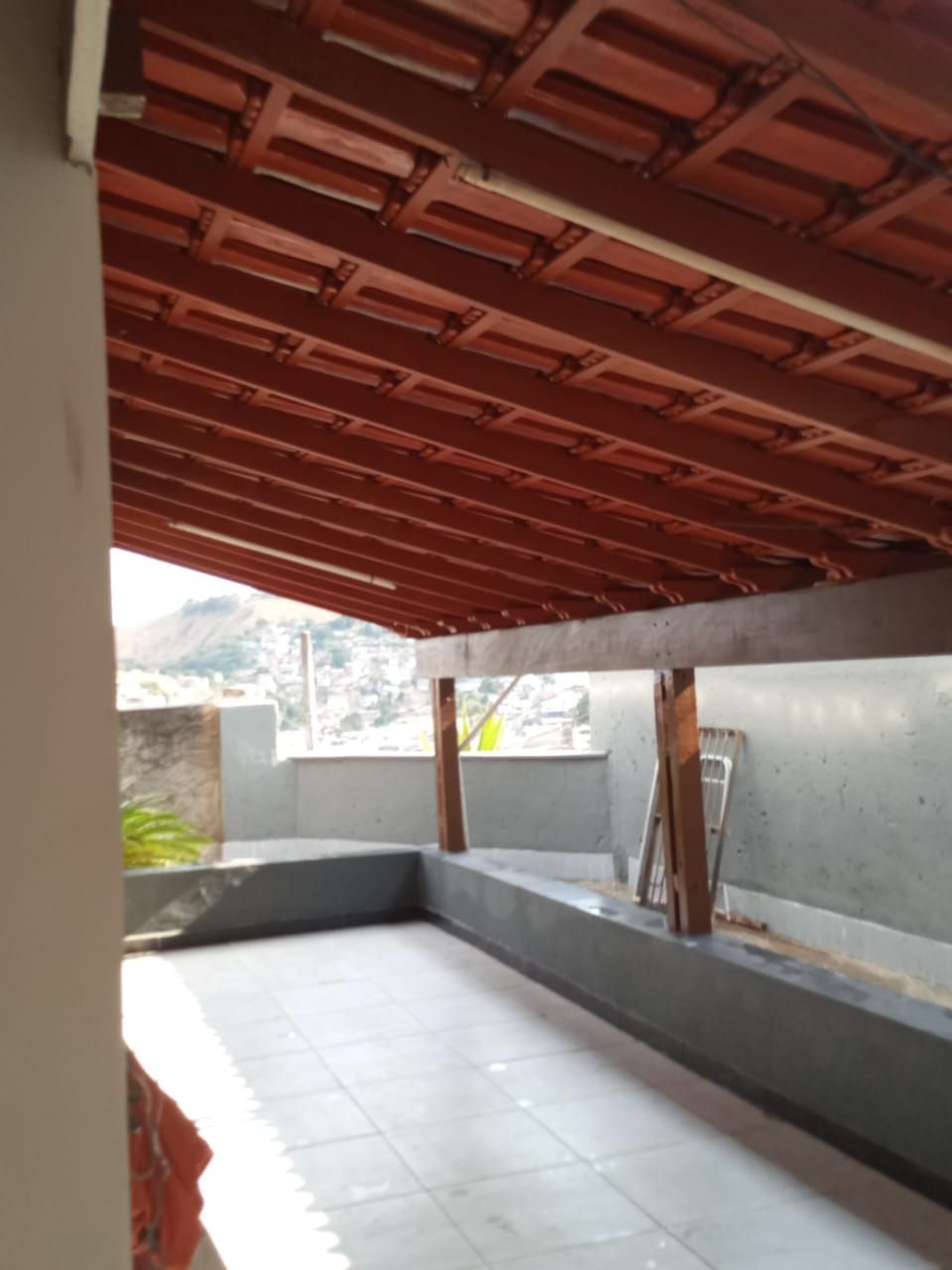 Casa à venda com 2 quartos, 80m² - Foto 3