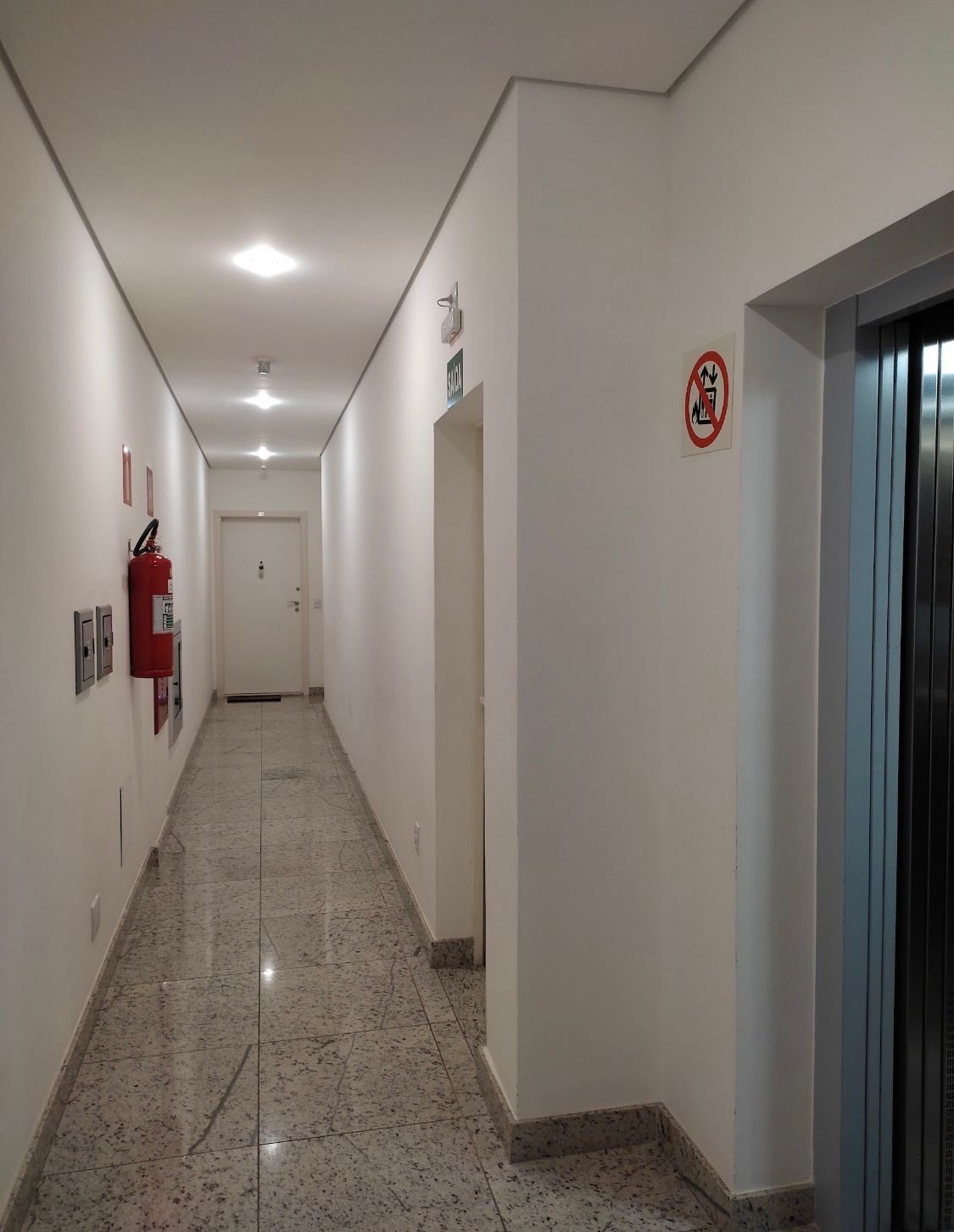 Apartamento à venda com 3 quartos, 120m² - Foto 4