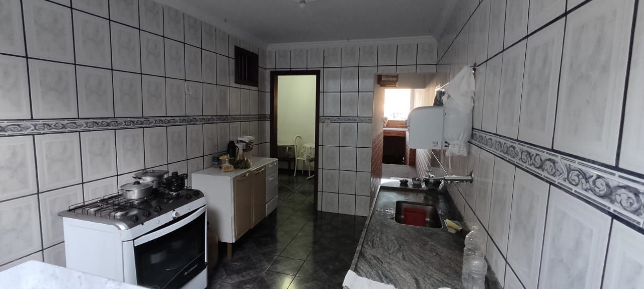 Casa à venda com 3 quartos, 185m² - Foto 3