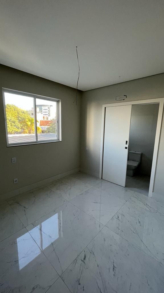 Apartamento à venda com 3 quartos, 150m² - Foto 10