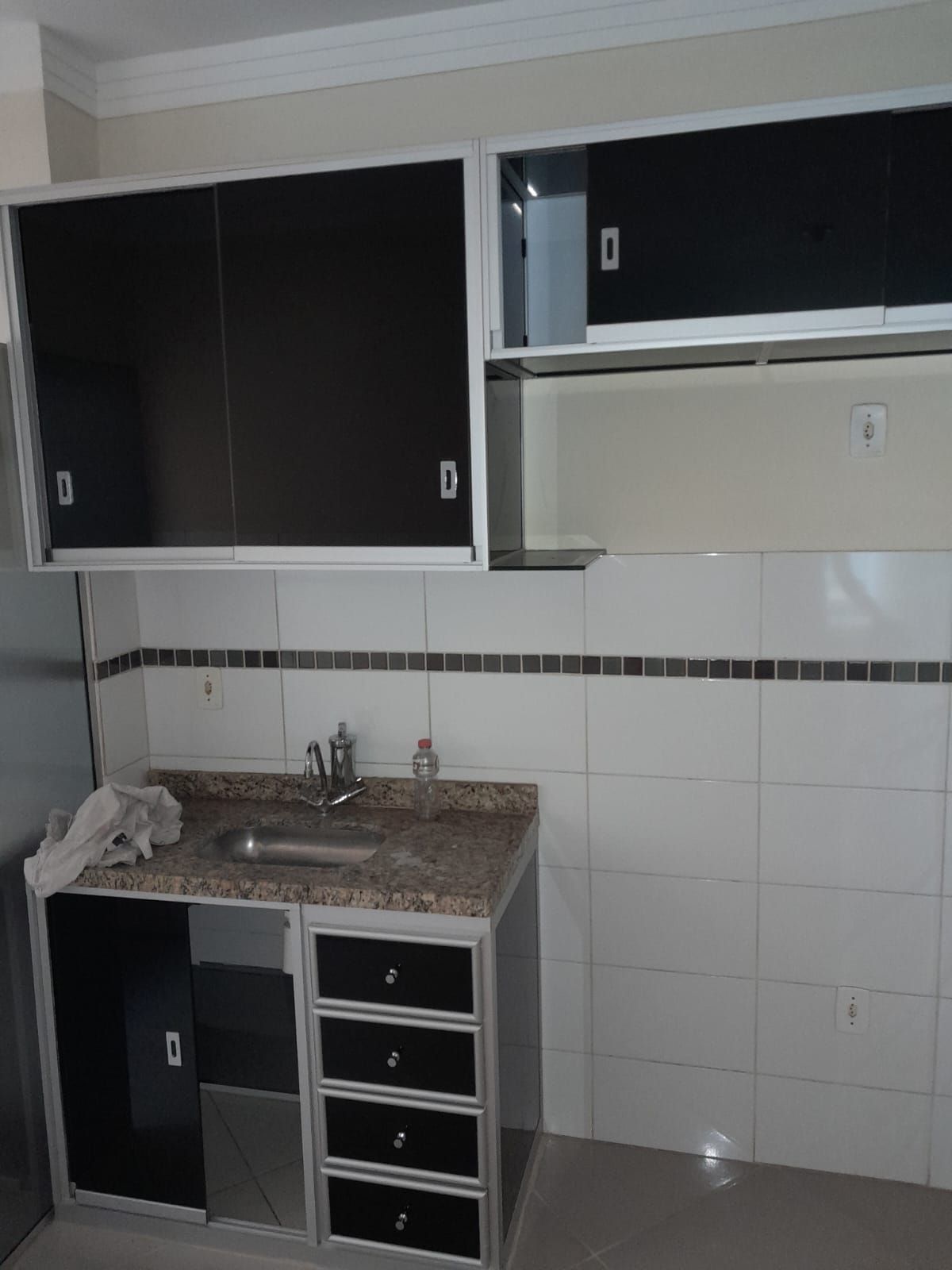 Apartamento à venda com 2 quartos, 70m² - Foto 1