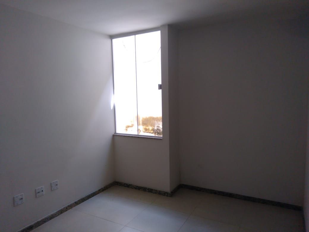 Casa à venda com 2 quartos, 78m² - Foto 2