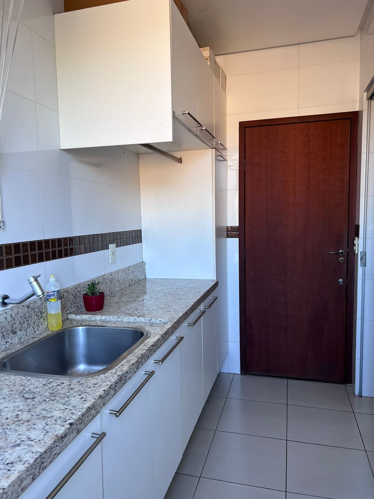 Apartamento à venda com 3 quartos, 105m² - Foto 4