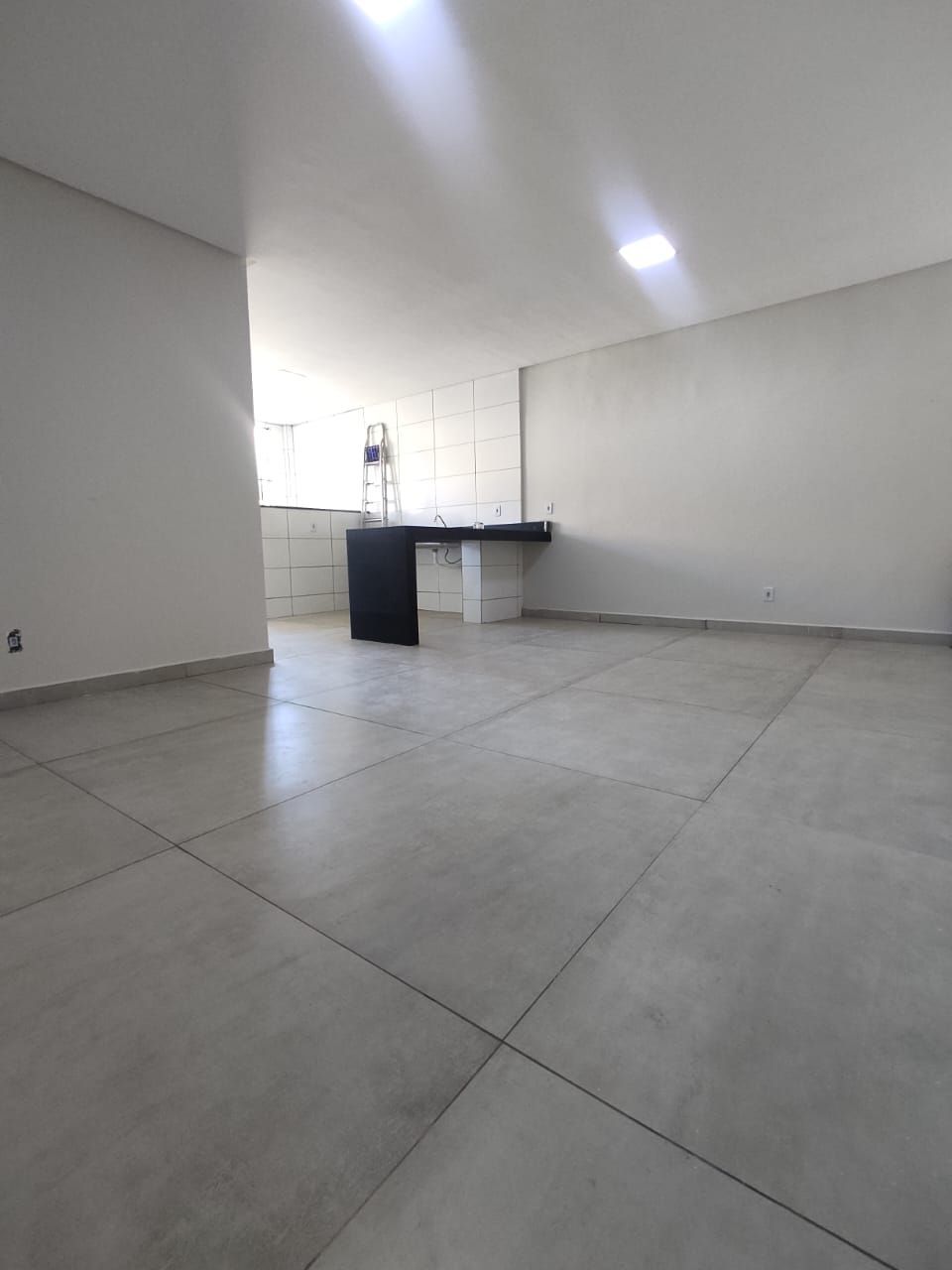 Apartamento à venda com 2 quartos, 100m² - Foto 2