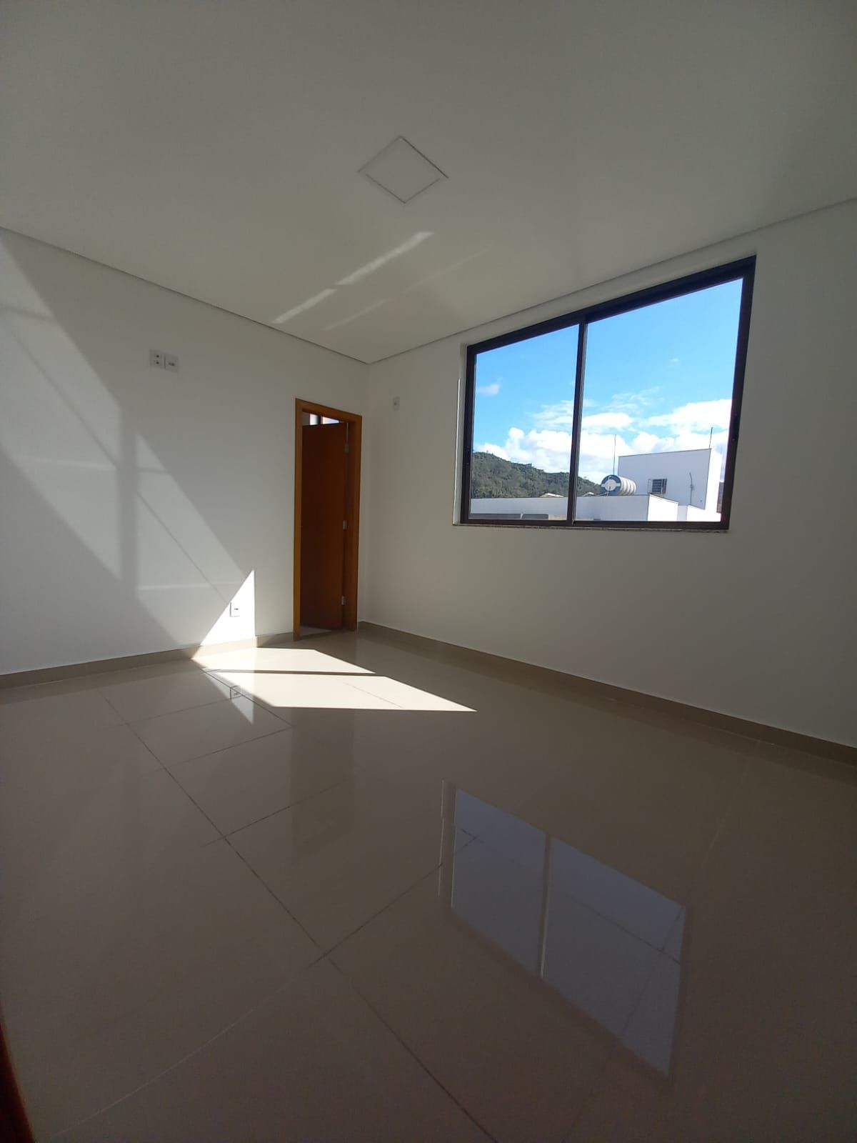 Apartamento para alugar com 3 quartos, 95m² - Foto 8