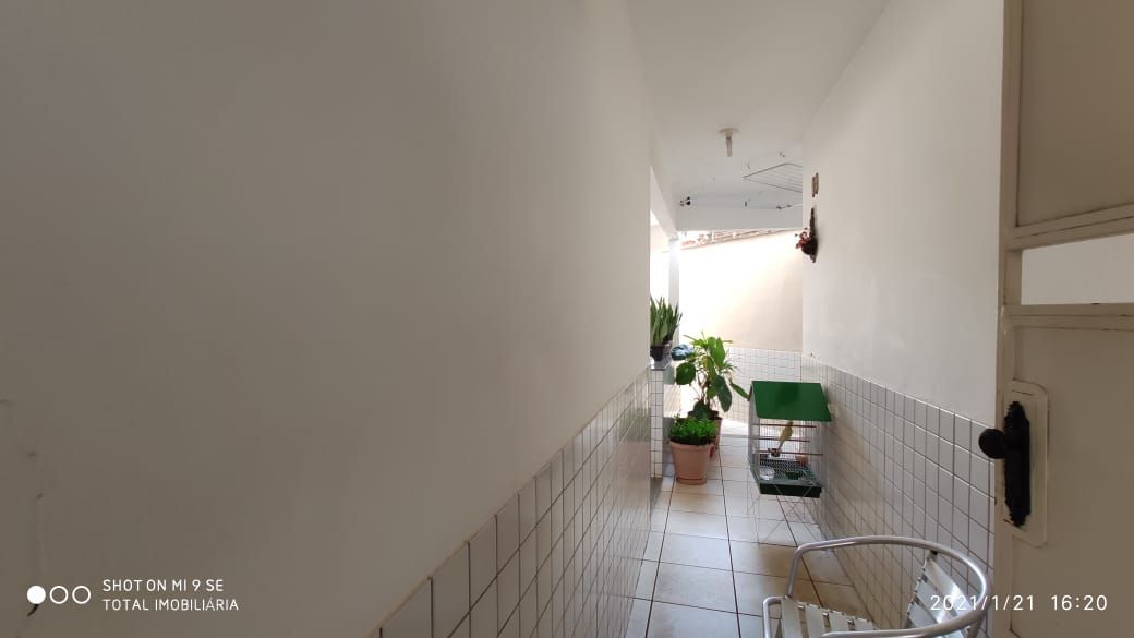 Casa à venda com 3 quartos, 200m² - Foto 12