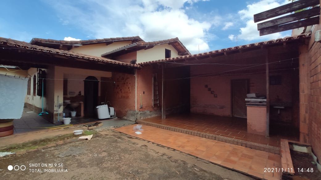 Casa à venda com 3 quartos, 250m² - Foto 18