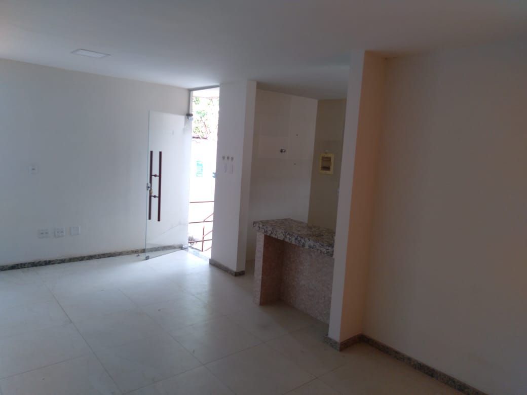 Casa à venda com 2 quartos, 78m² - Foto 10