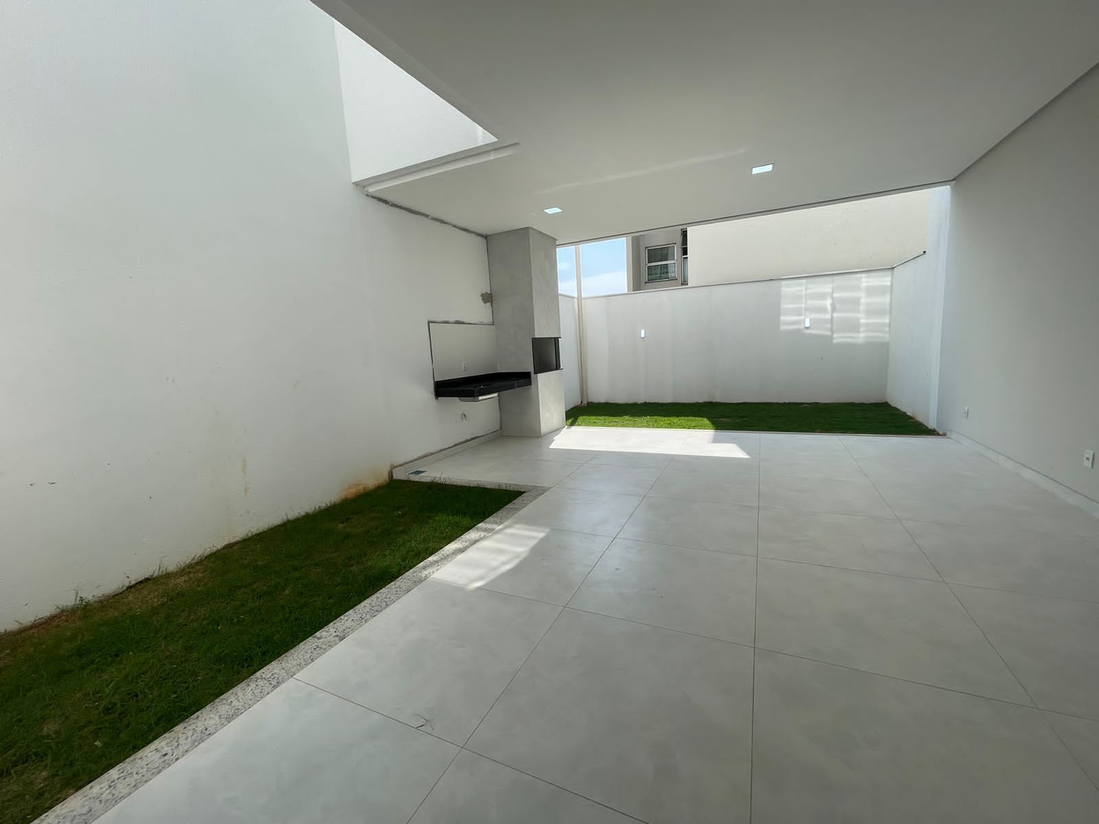 Casa à venda com 3 quartos, 170m² - Foto 11