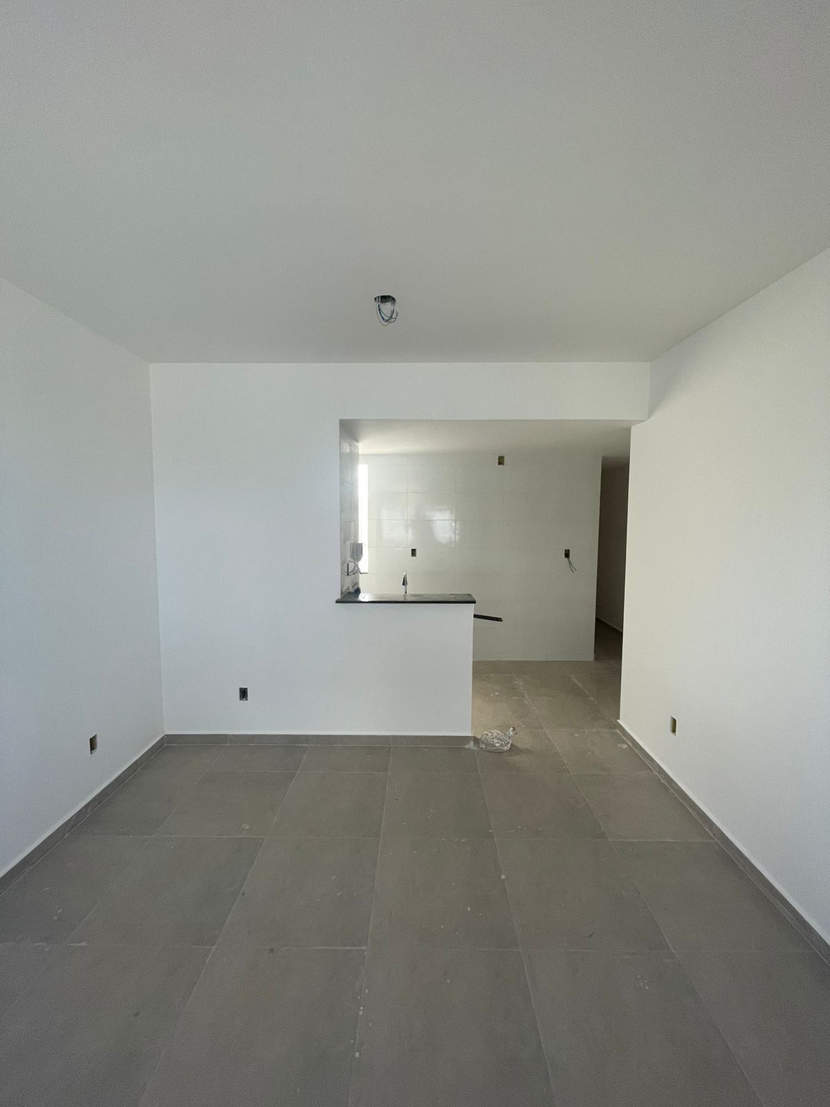 Apartamento à venda com 2 quartos, 65m² - Foto 4