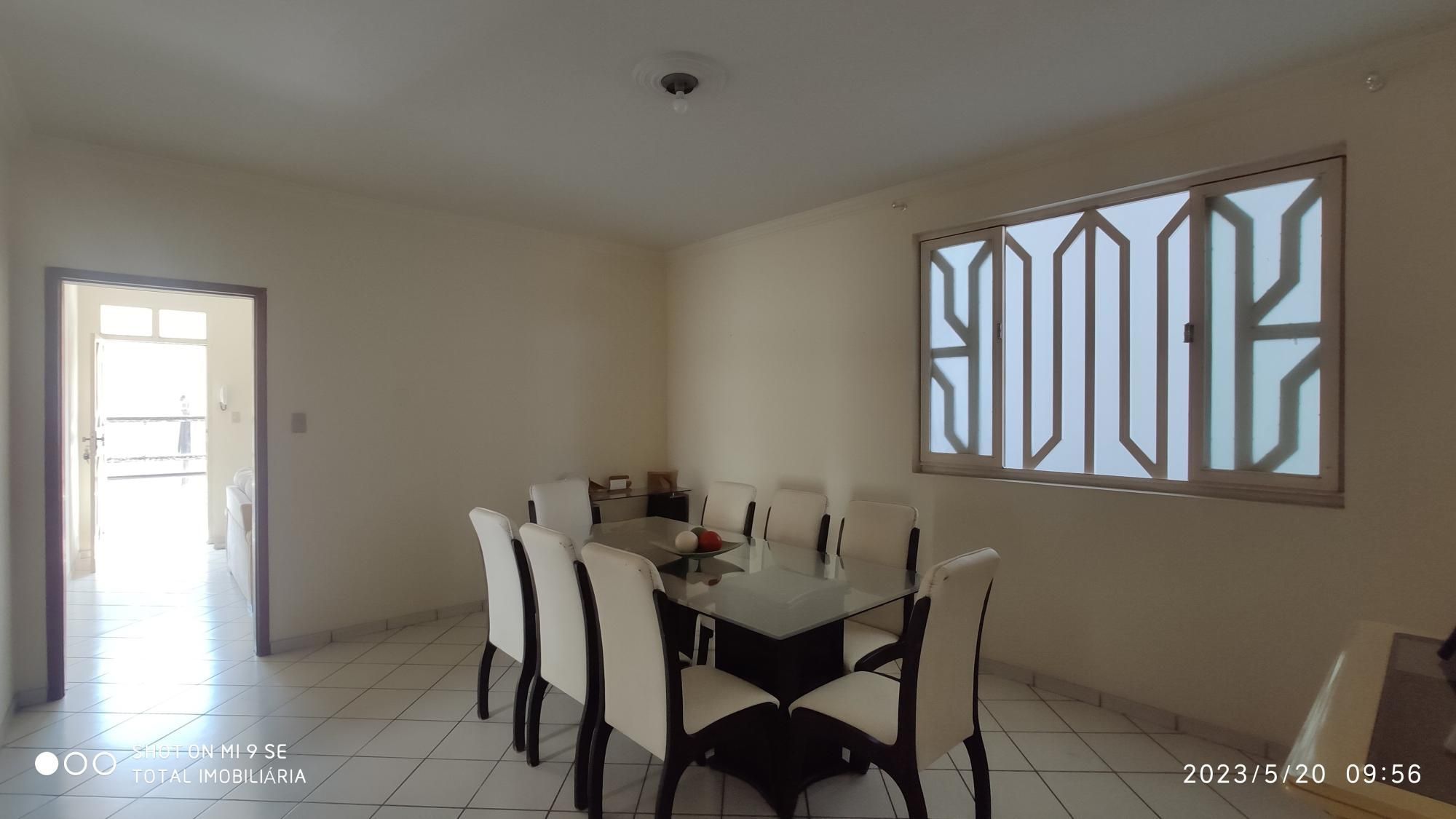 Apartamento à venda com 3 quartos, 143m² - Foto 2