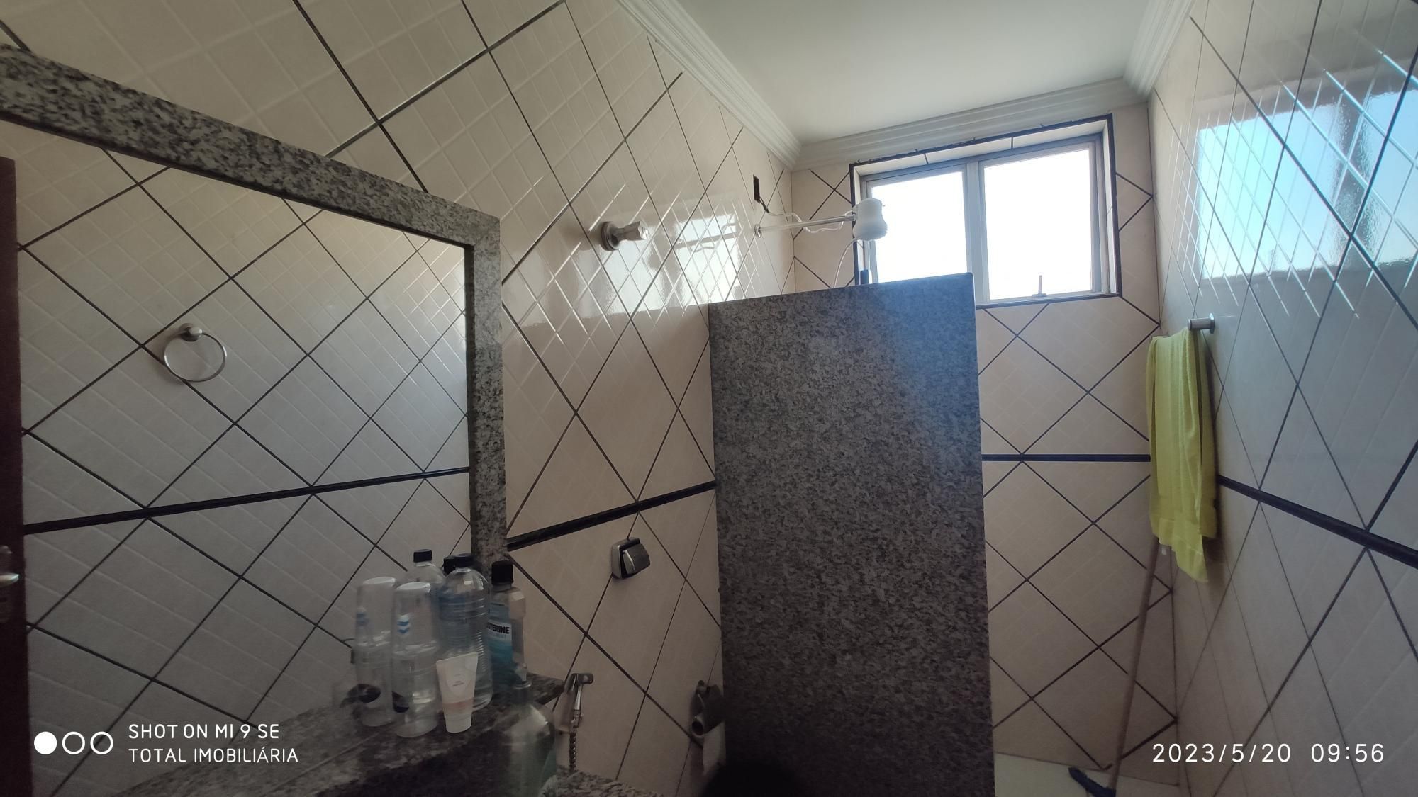 Apartamento à venda com 3 quartos, 143m² - Foto 4