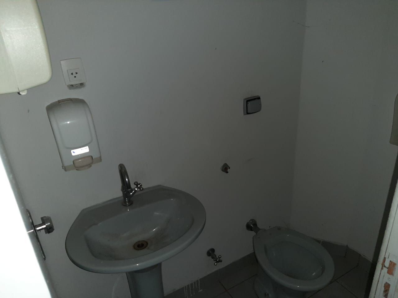 Conjunto Comercial-Sala para alugar com 1 quarto, 42m² - Foto 5